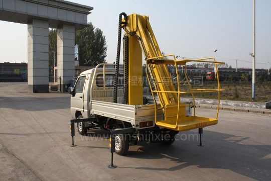 點擊查看詳細信息<br>標題：小型電動高空作業車 閱讀次數：3052