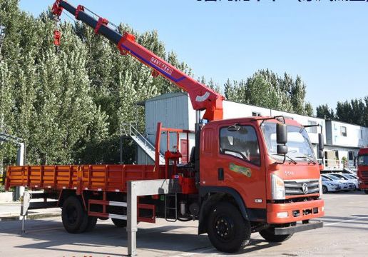 點擊查看詳細信息<br>標題：6.3噸東風隨車吊 閱讀次數：1692