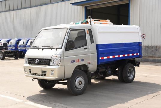 點擊查看詳細(xì)信息<br>標(biāo)題：4.5方汽油垃圾車 閱讀次數(shù)：1859